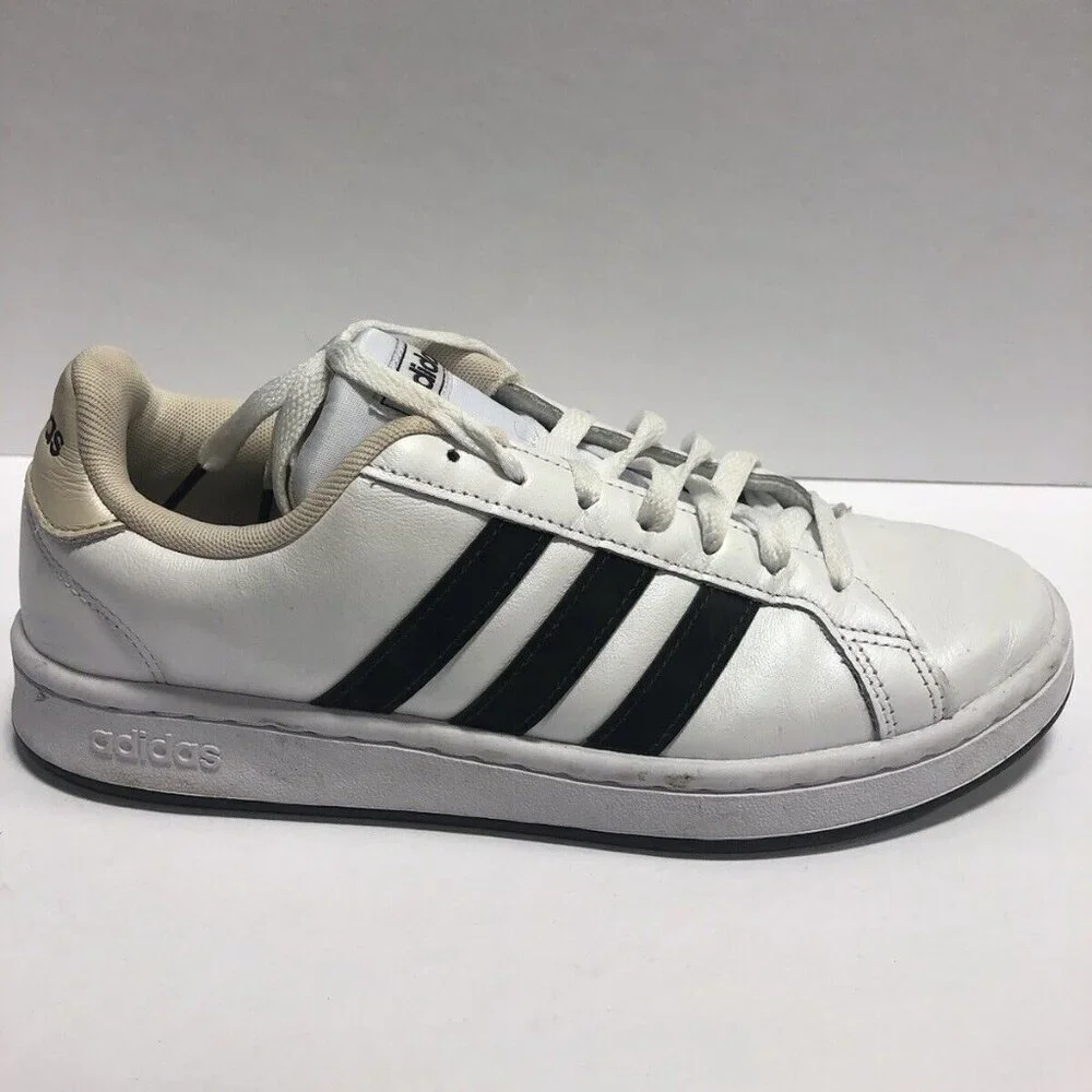 Adidas Women’s Grand Court Tennis Shoes White, Size 8M